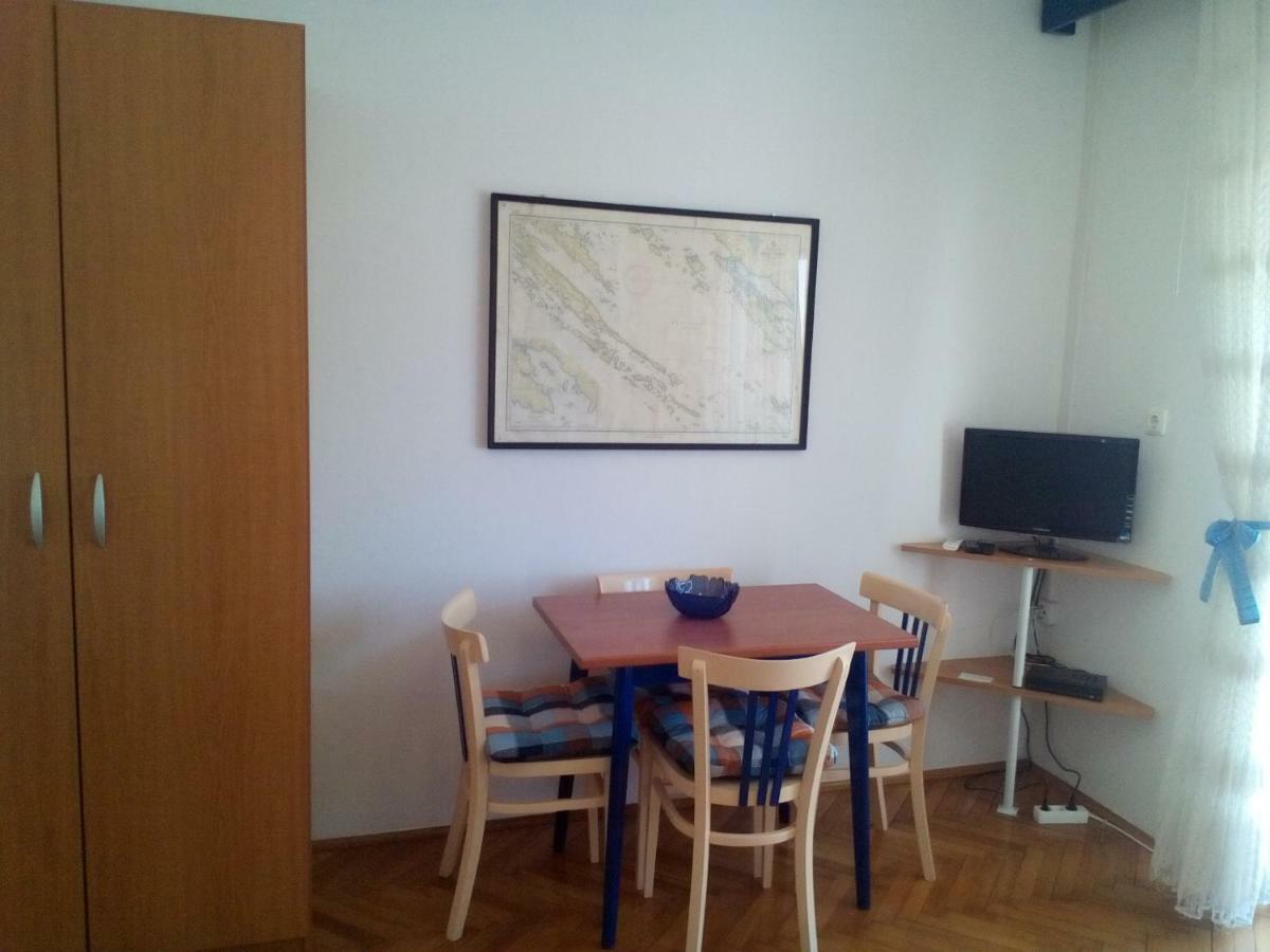 Apartman "Tatjana" Jezera Kültér fotó
